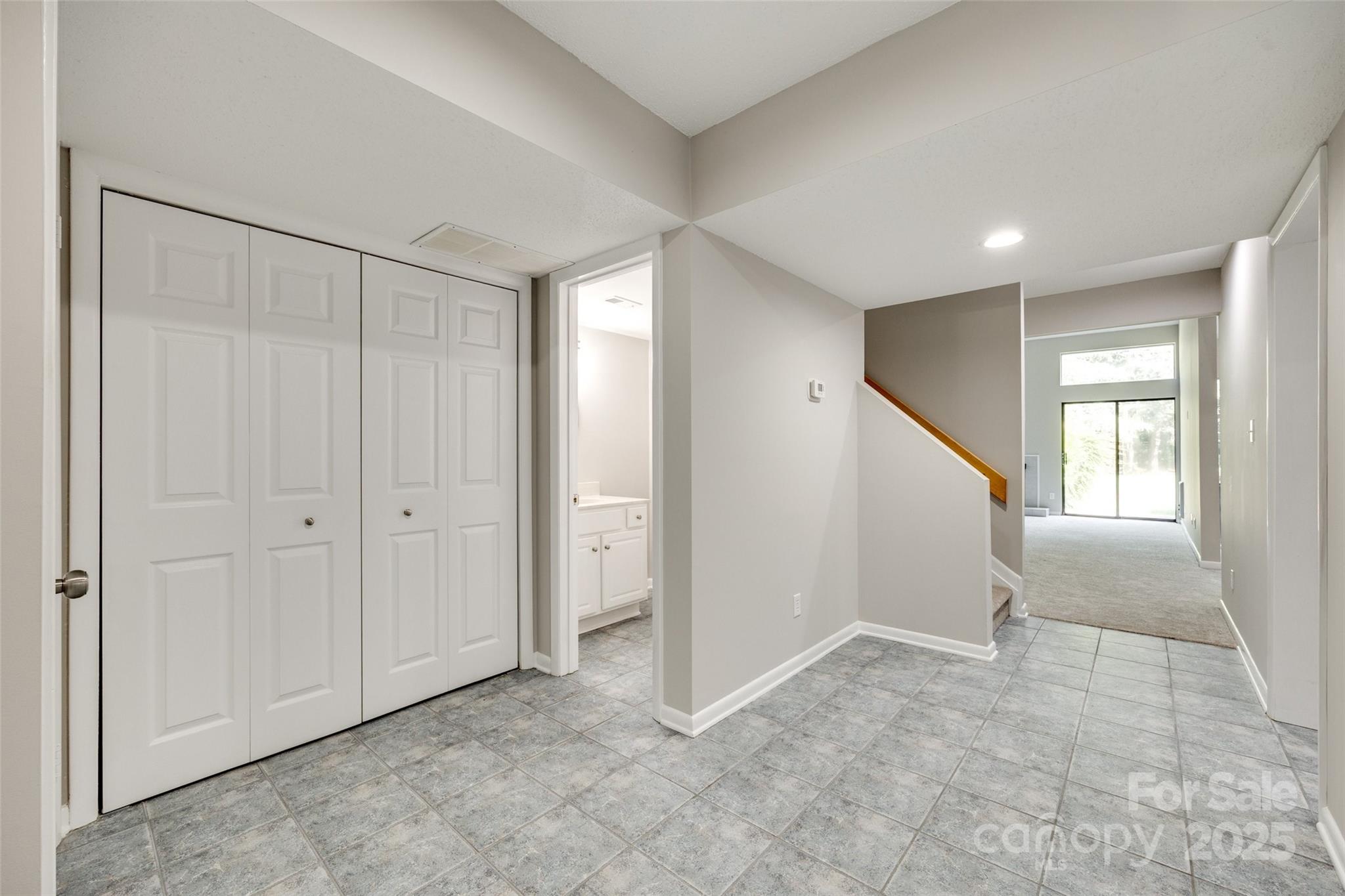 River Hills - Residential