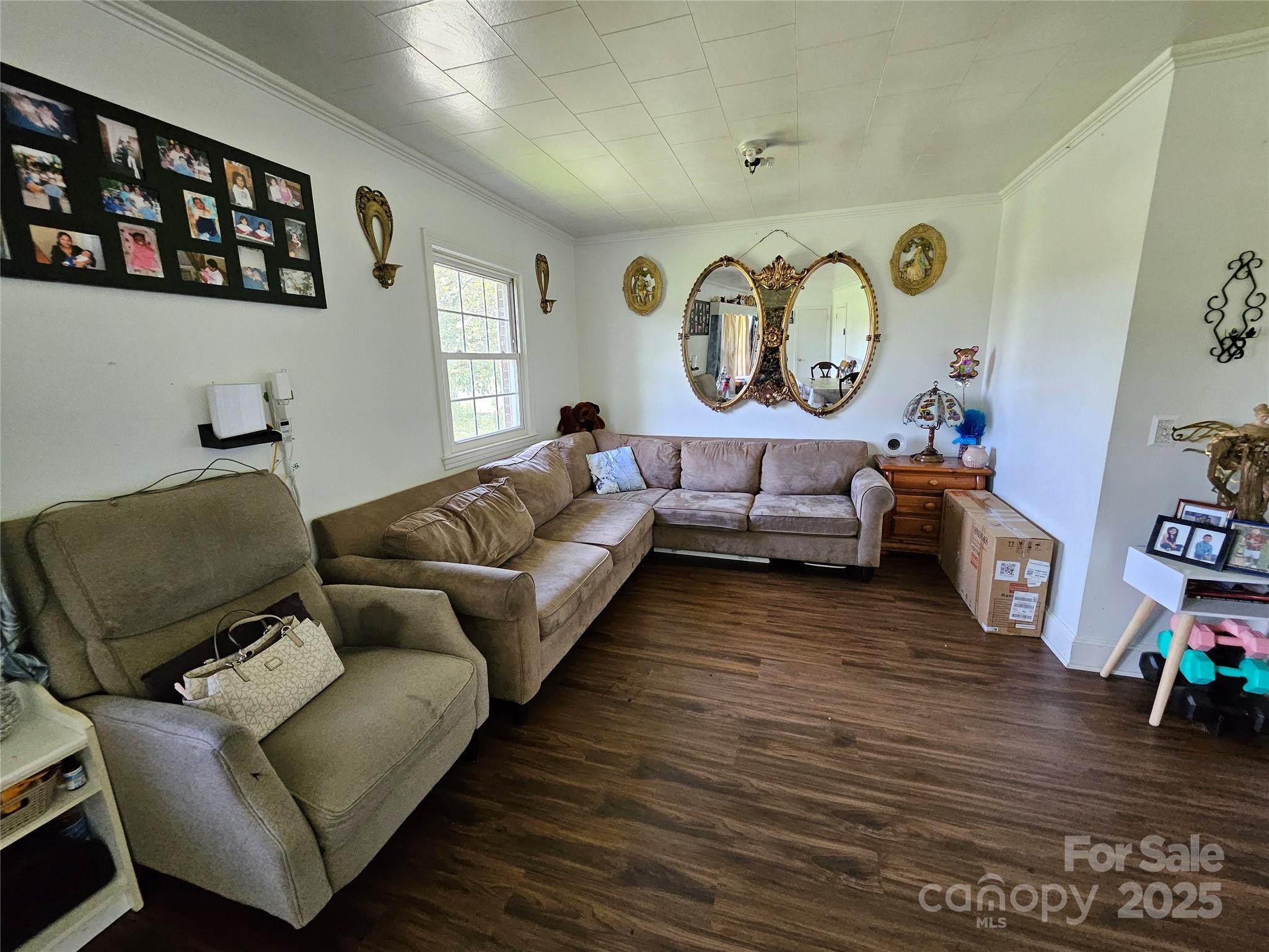 1050 Old Peachland Road