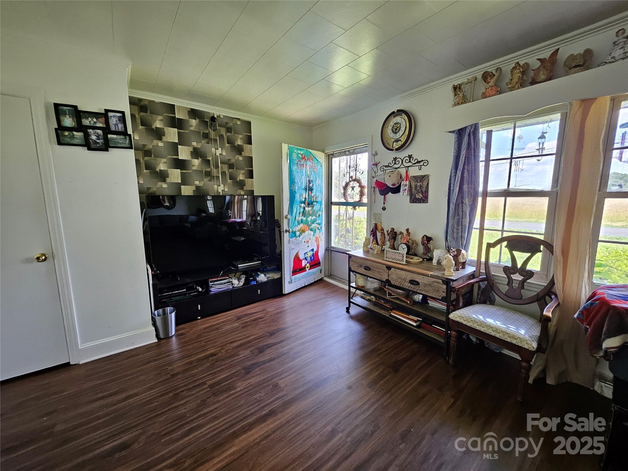 1050 Old Peachland Road