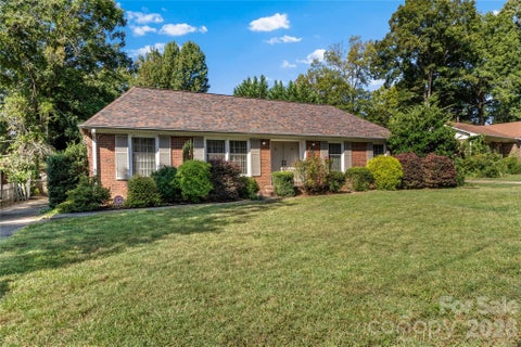 Photo of 3103 N Centennial Street, High Point, NC 27265 (MLS # 4426868)