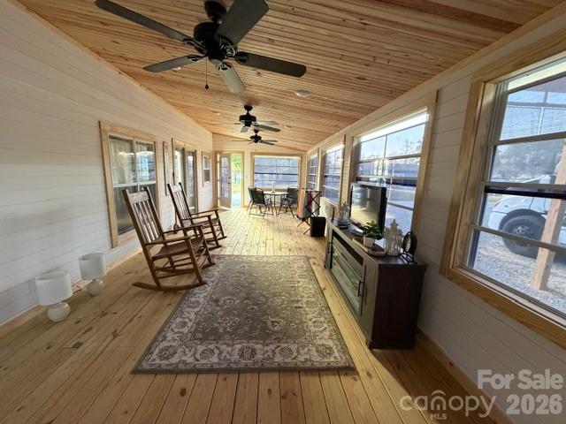 Twin Harbor - Residential