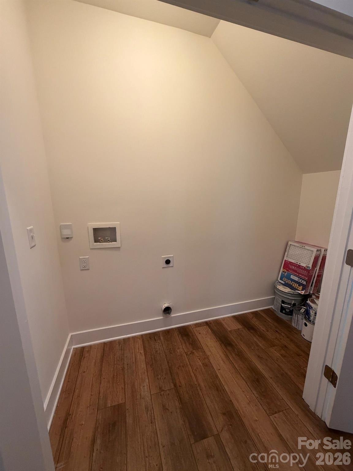 Sycamore Cottages - Residential