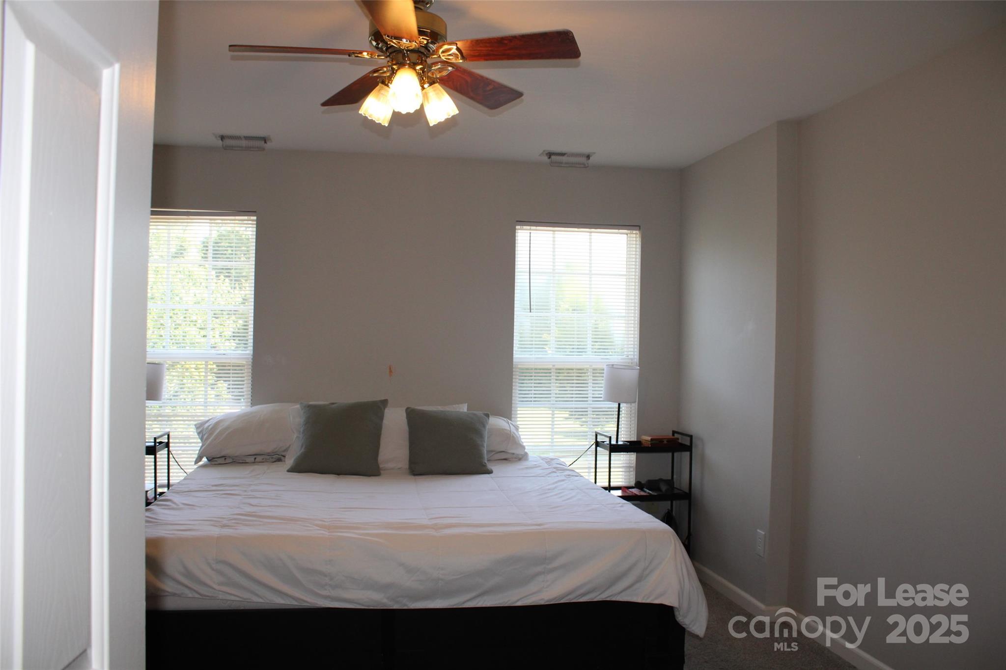 Oakhurst - Residential Lease