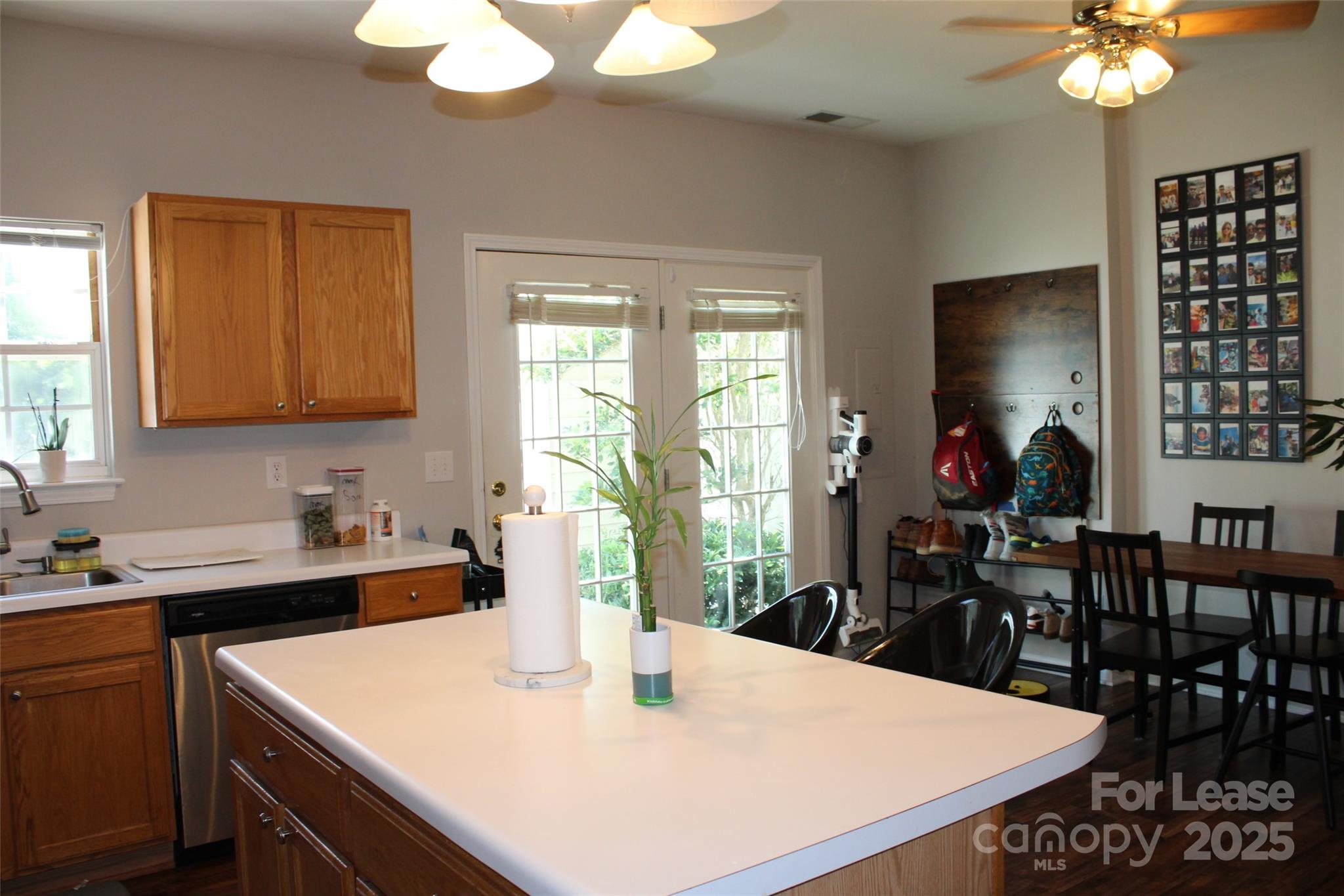 Oakhurst - Residential Lease