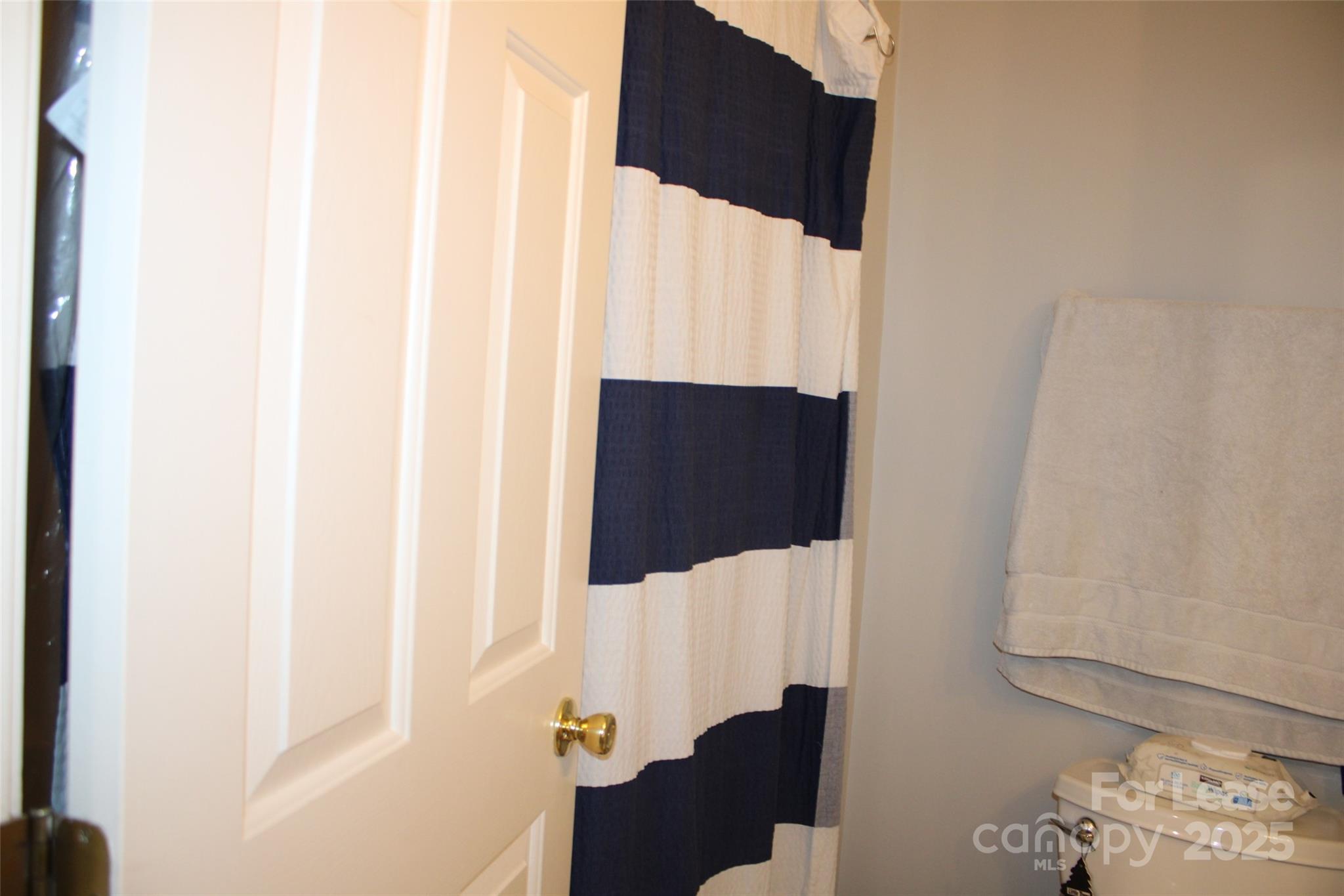 Oakhurst - Residential Lease