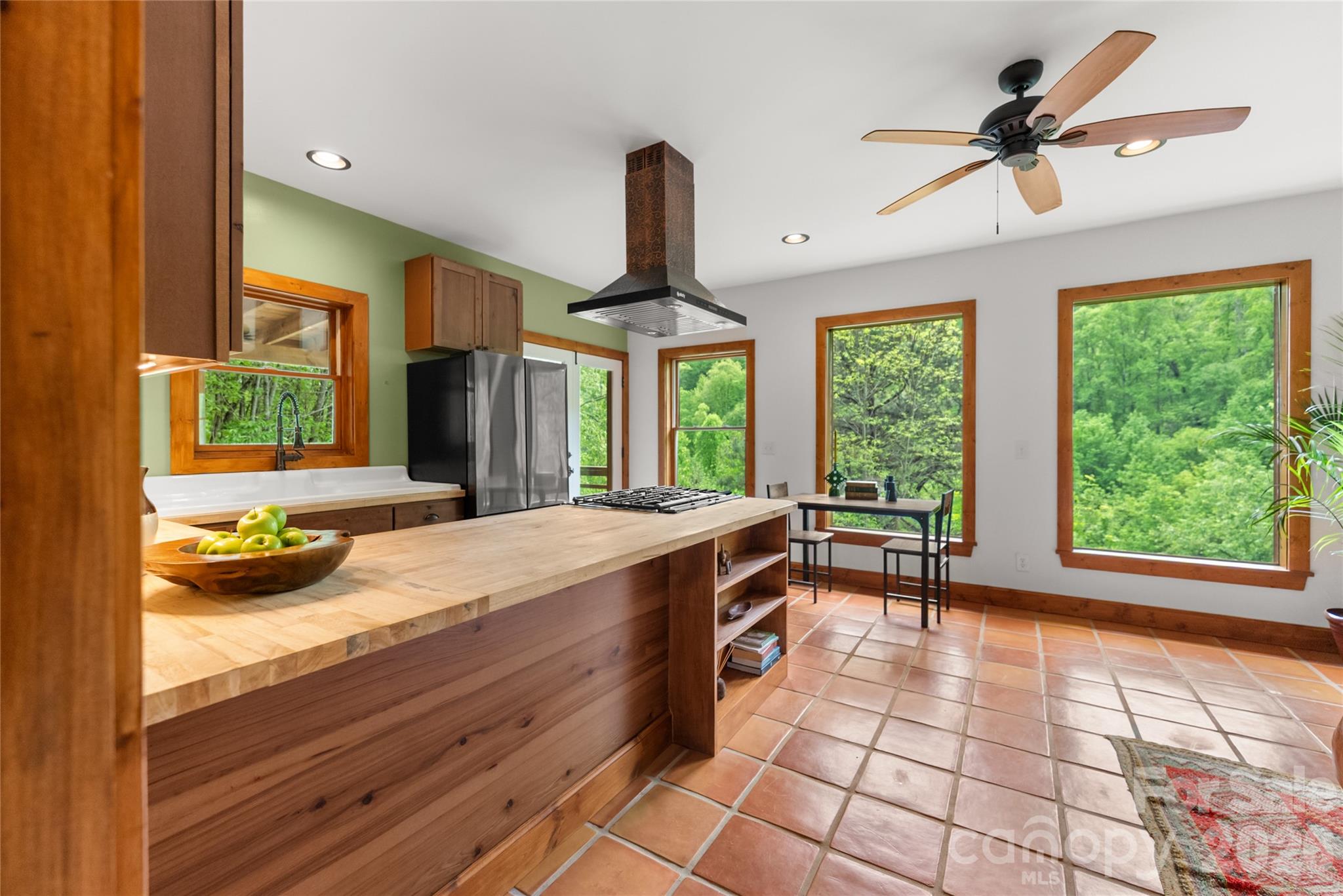 1146 Thomas Branch Road