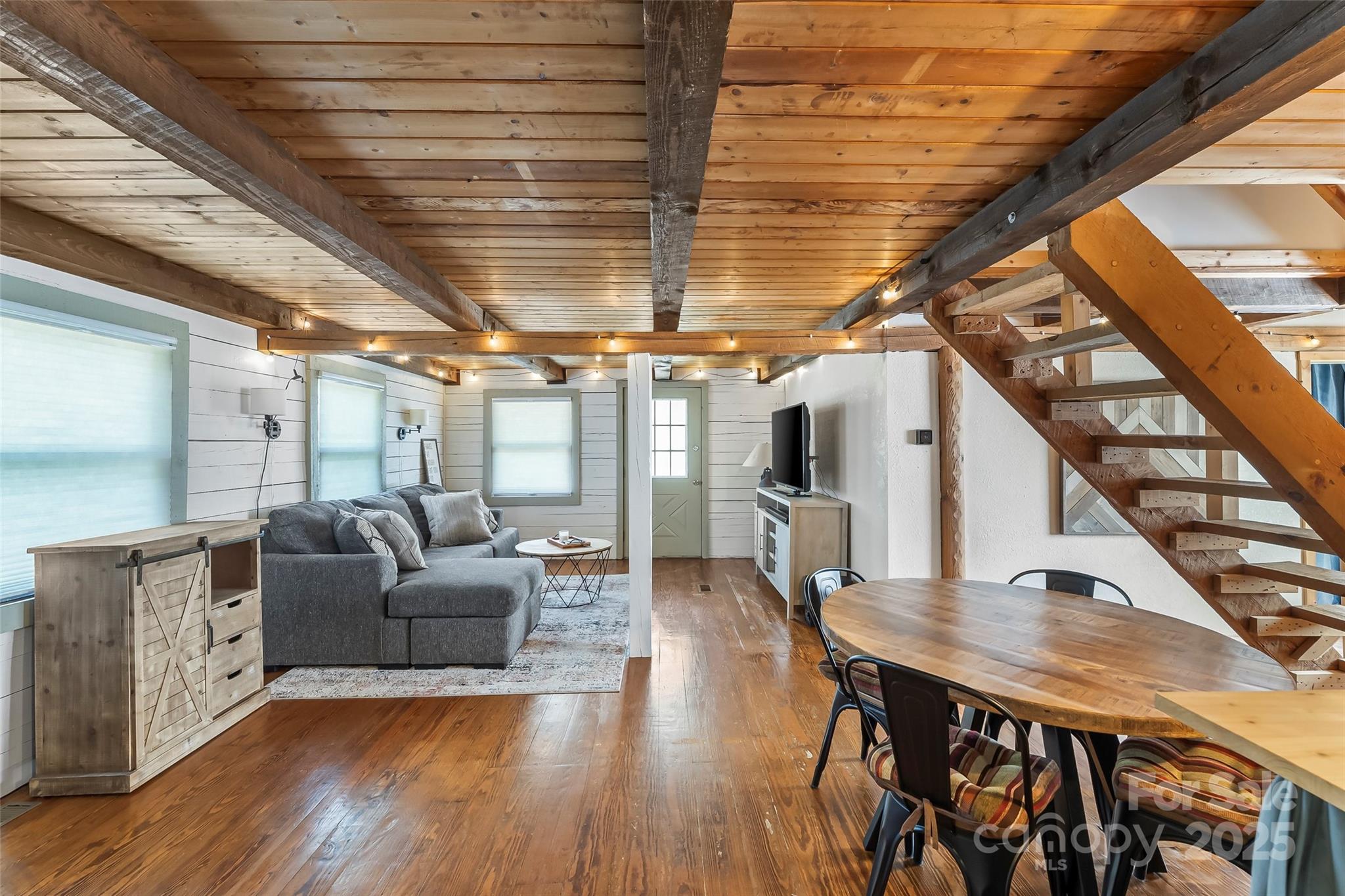 1623 Soco Road