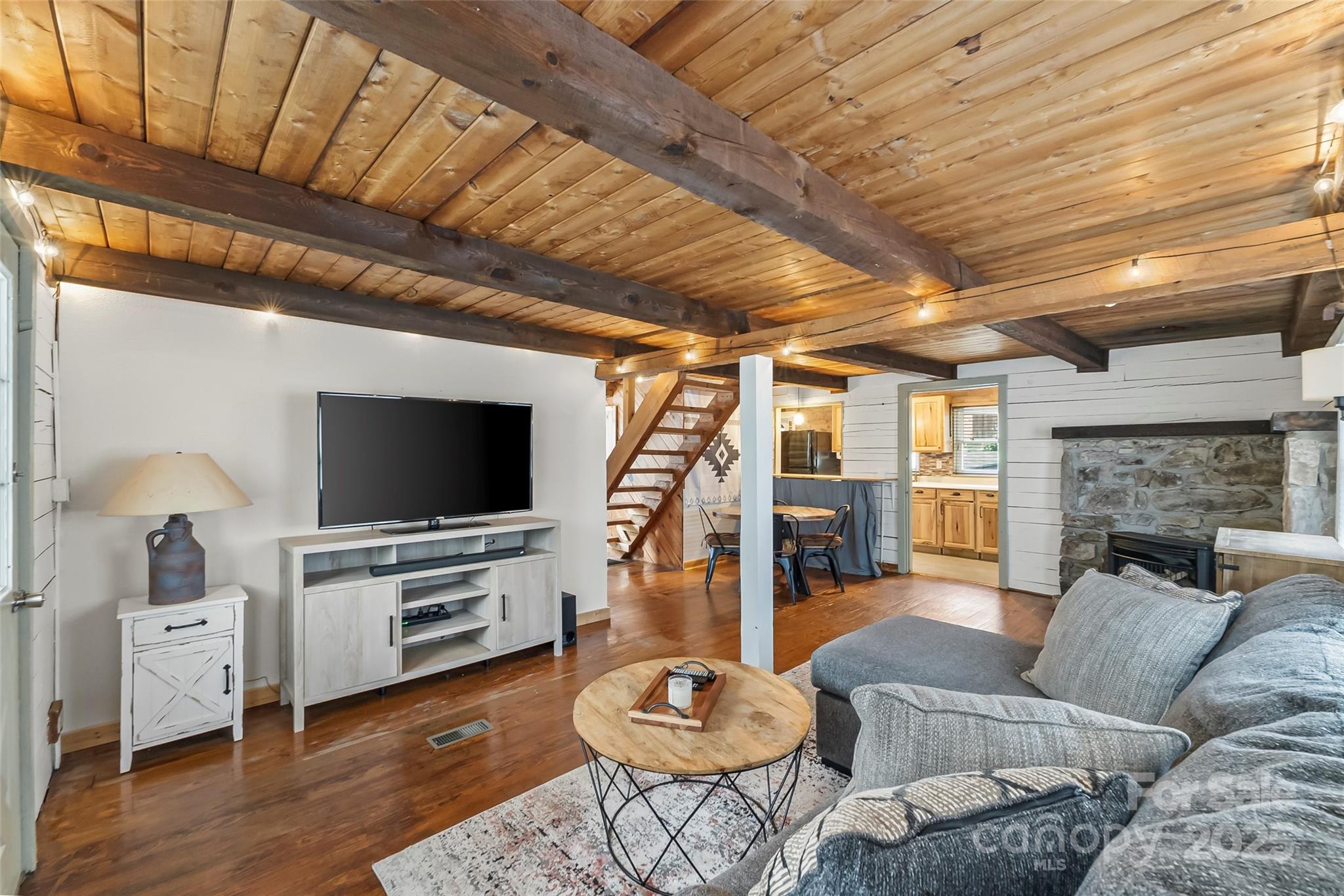 1623 Soco Road