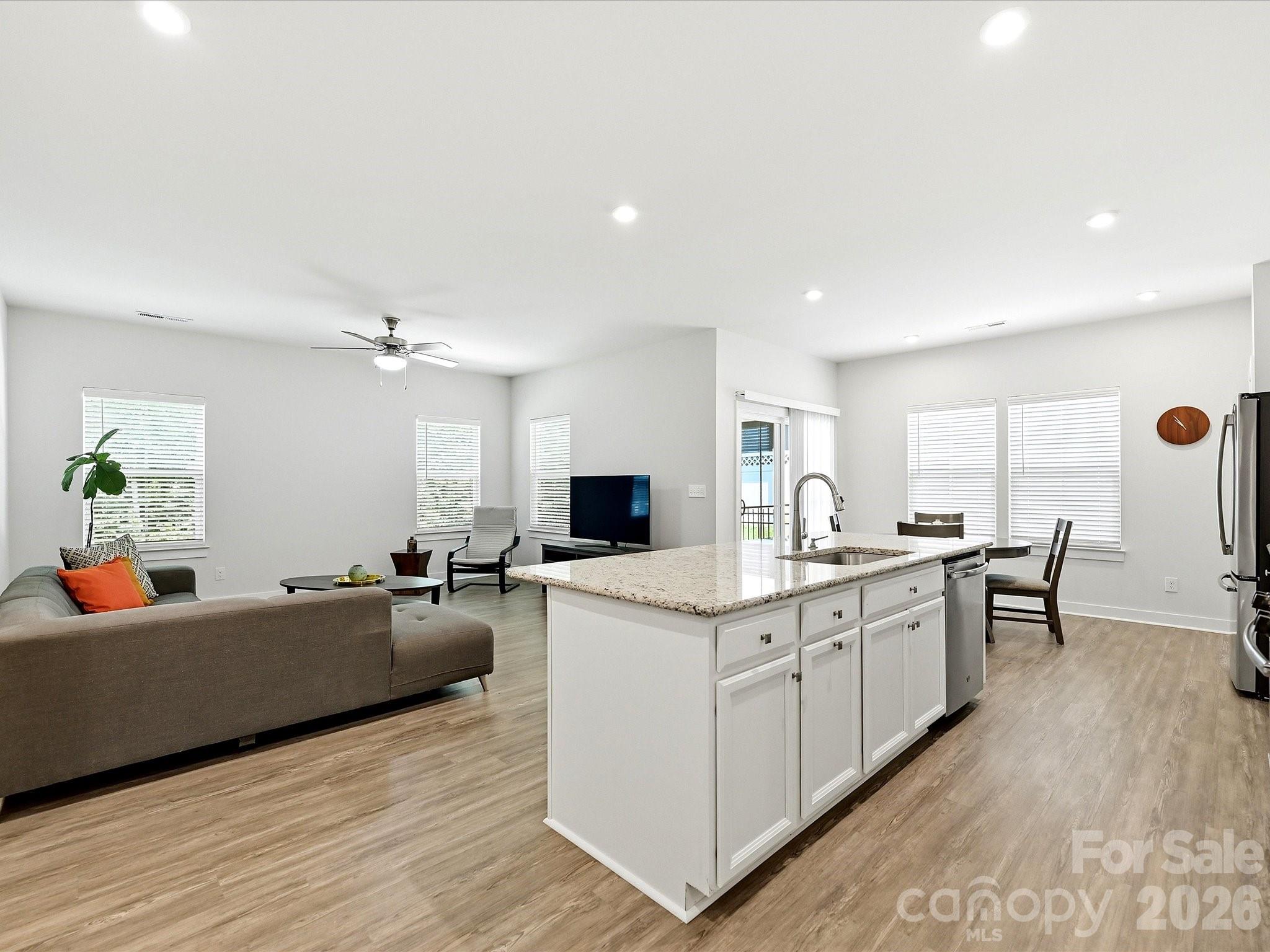 10038 Lilac Court
