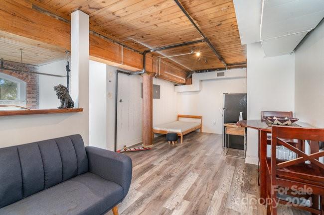 FoxRidge Lofts - Residential