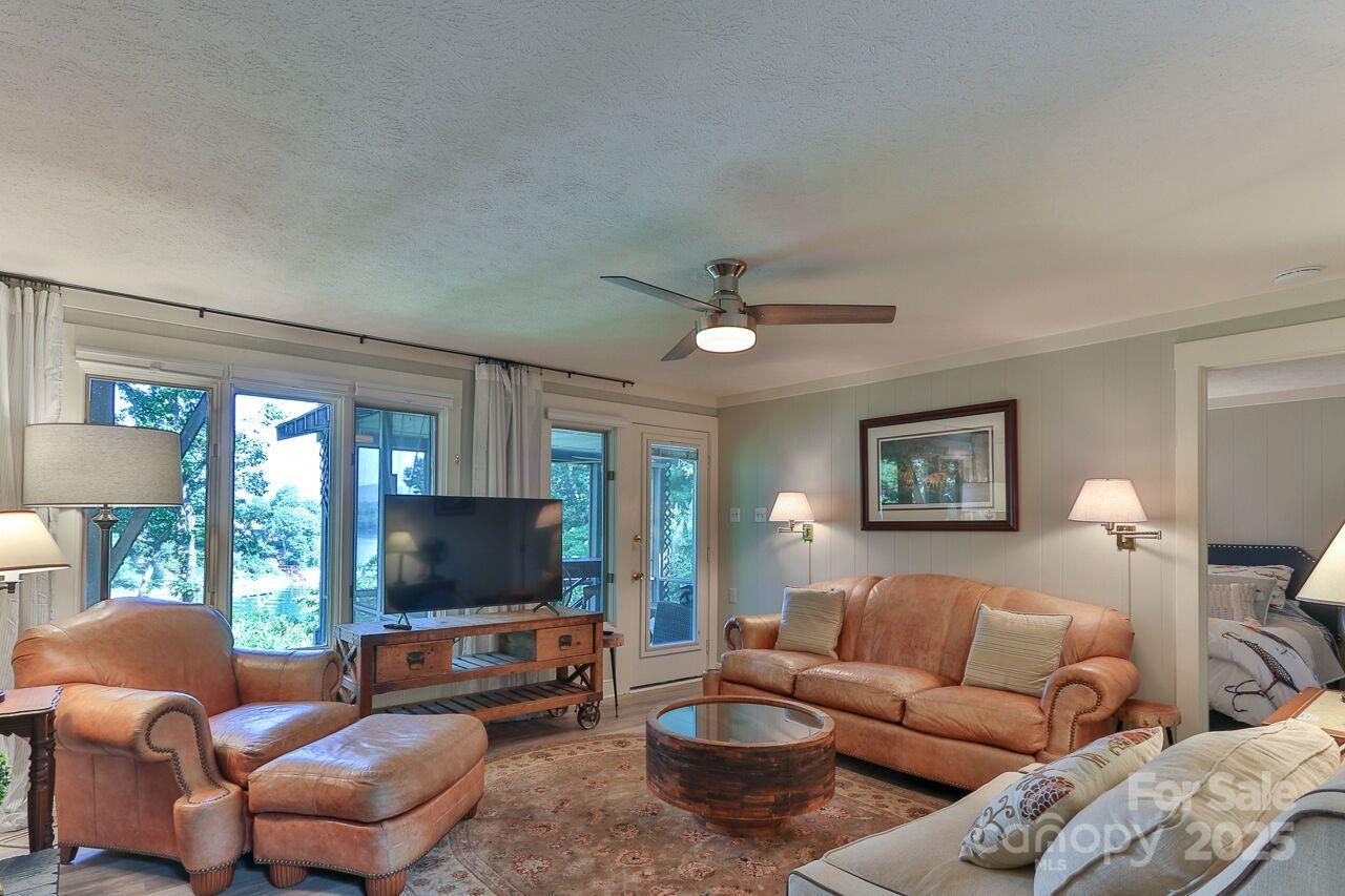 Holiday Shores - Residential