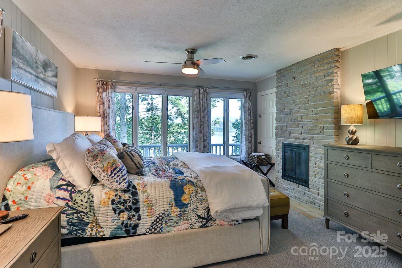 Holiday Shores - Residential