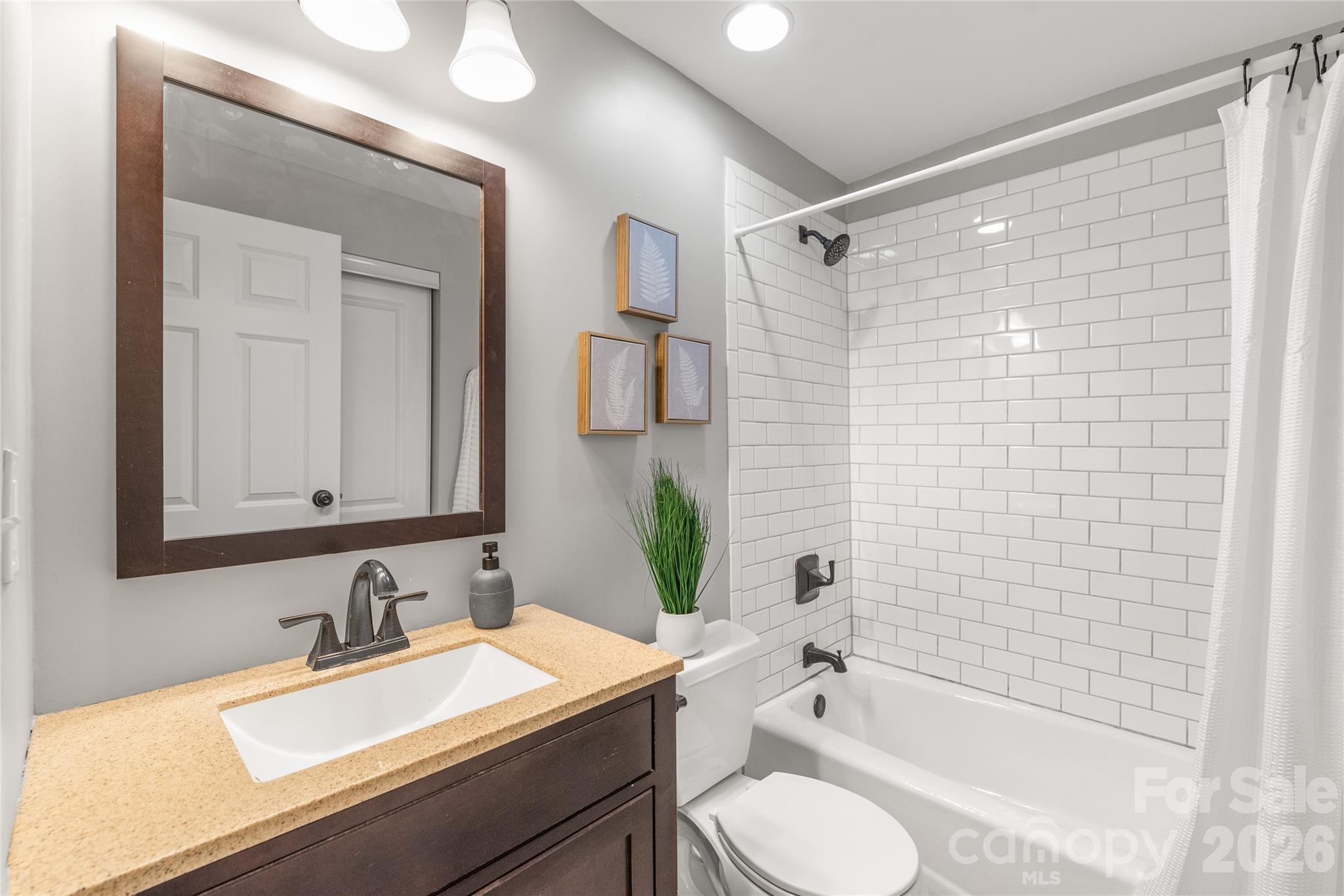 Holly Hills - Residential