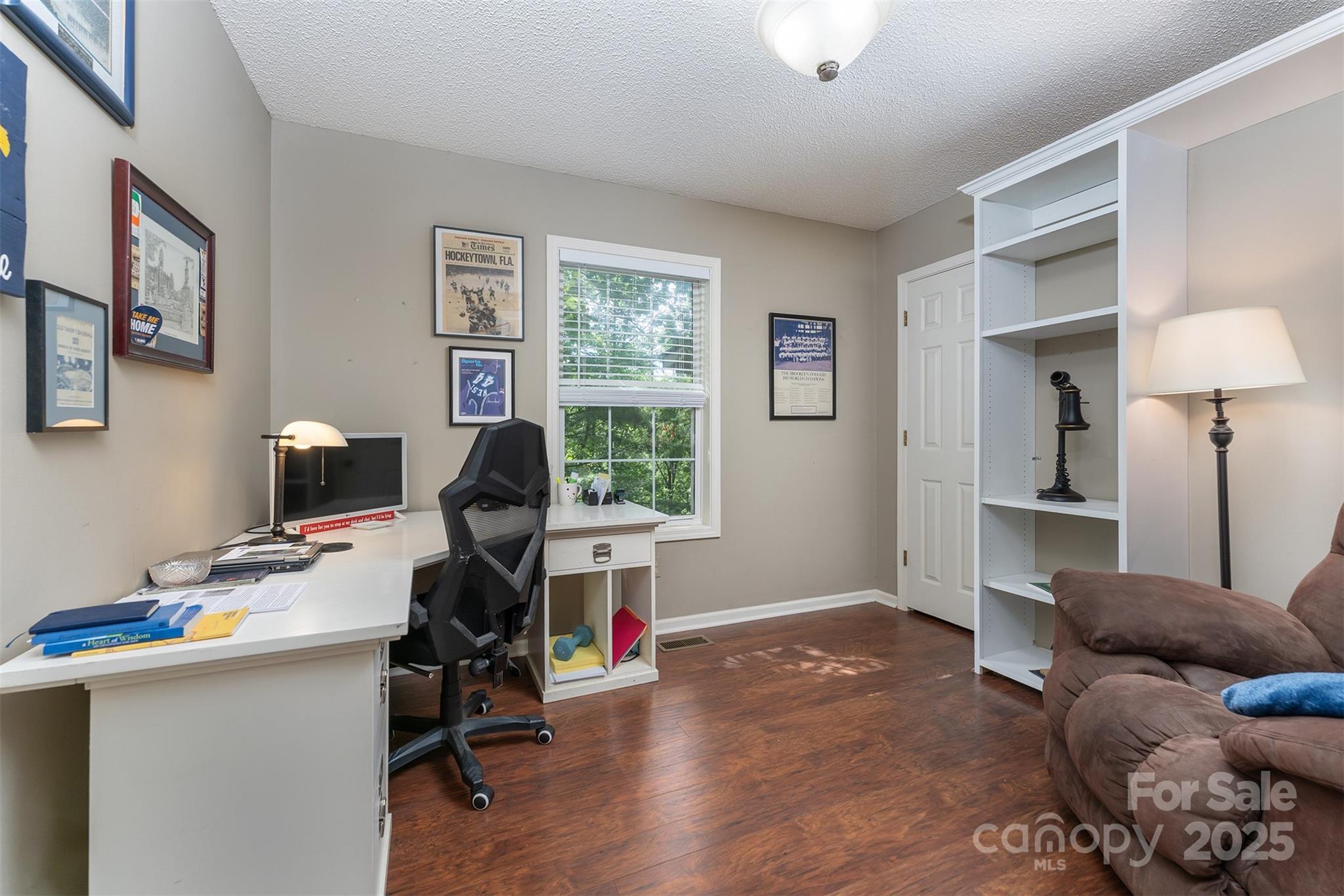 Hunters Trace - Residential