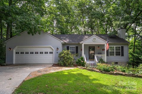Photo of 26 Foxberry Drive, Arden, NC 28704 (MLS # 4325945)