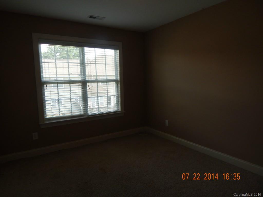 Hilton Meadows - Residential Lease