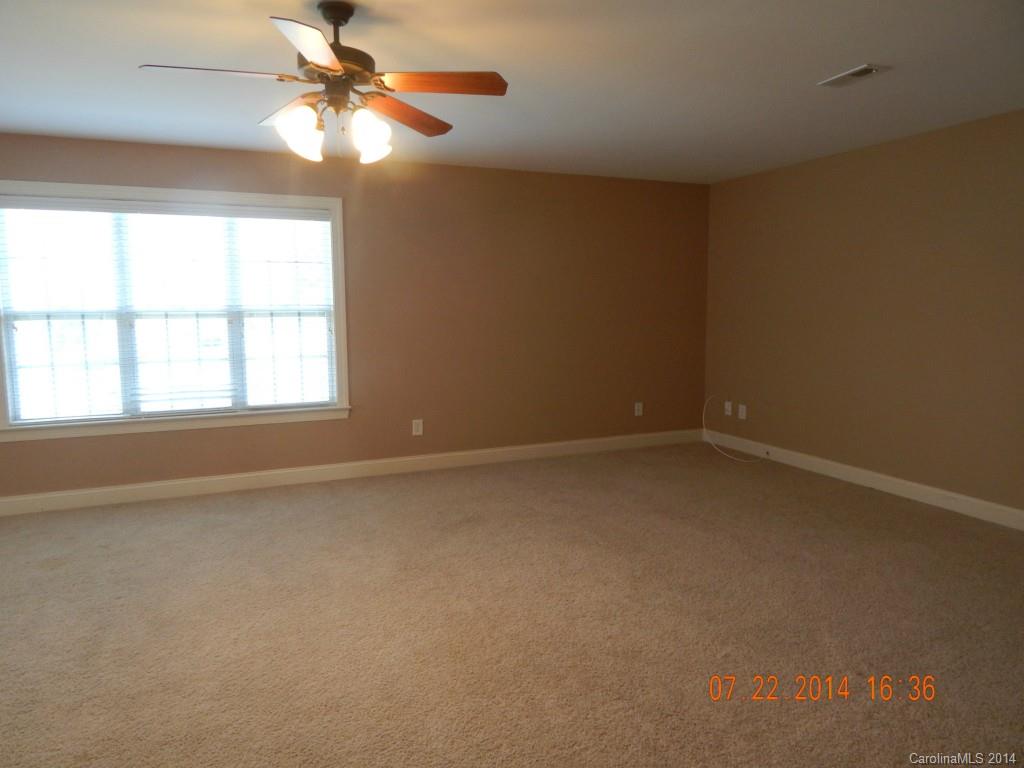 Hilton Meadows - Residential Lease