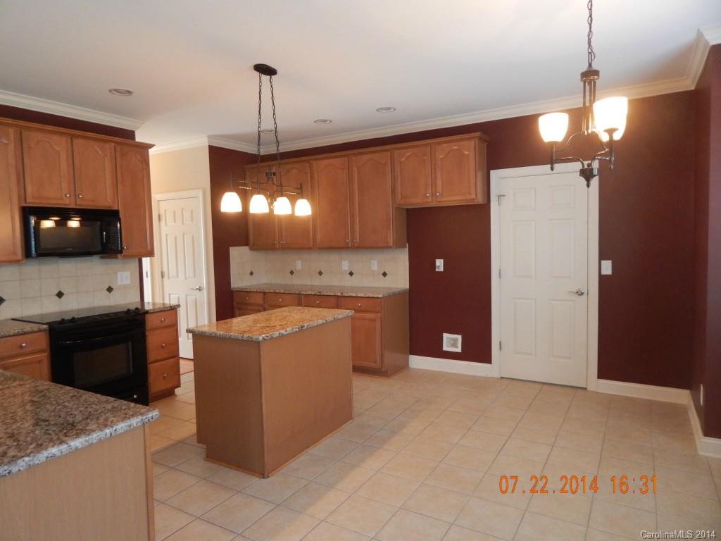 Hilton Meadows - Residential Lease