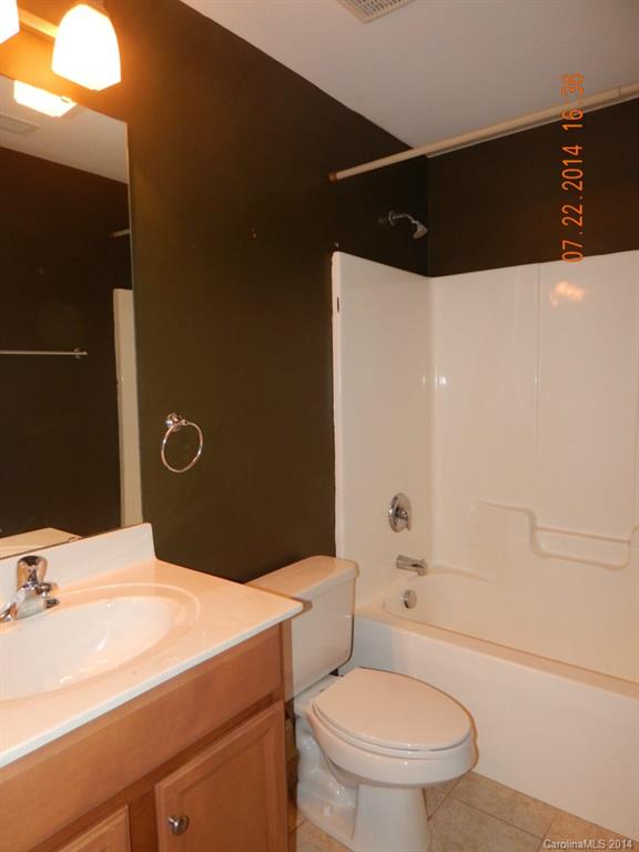 Hilton Meadows - Residential Lease