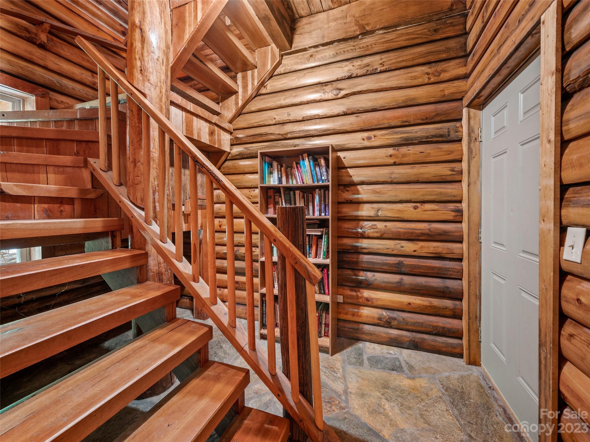 Wolf Crossing - Residential