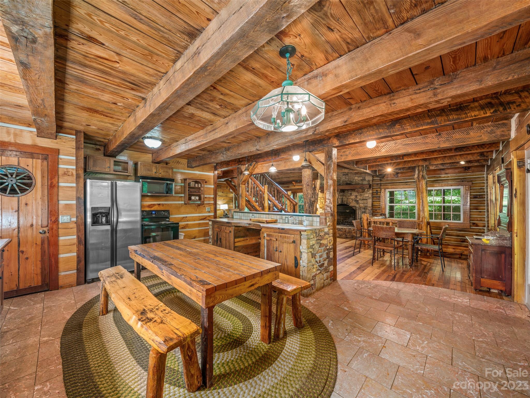 Wolf Crossing - Residential