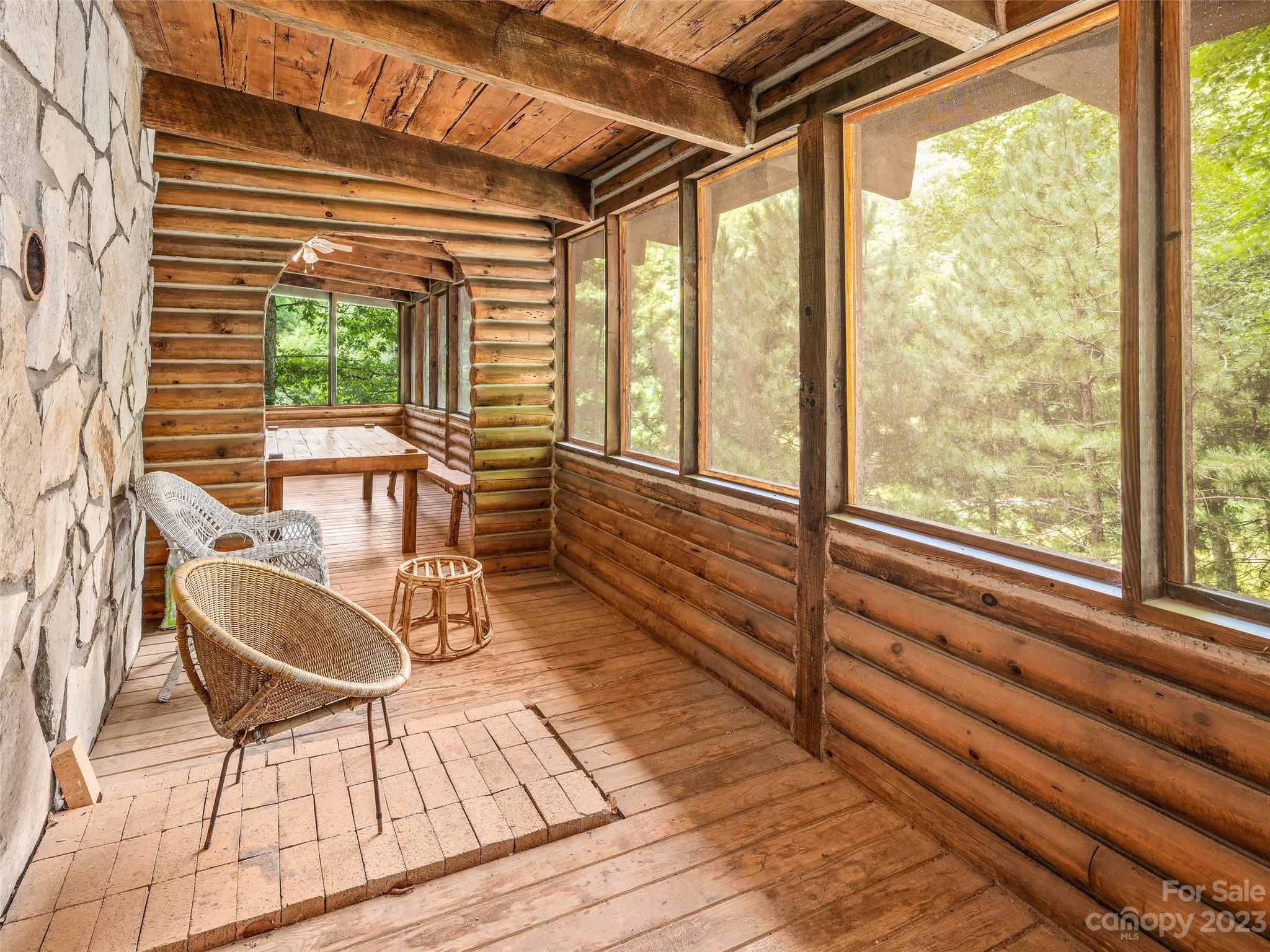 Wolf Crossing - Residential