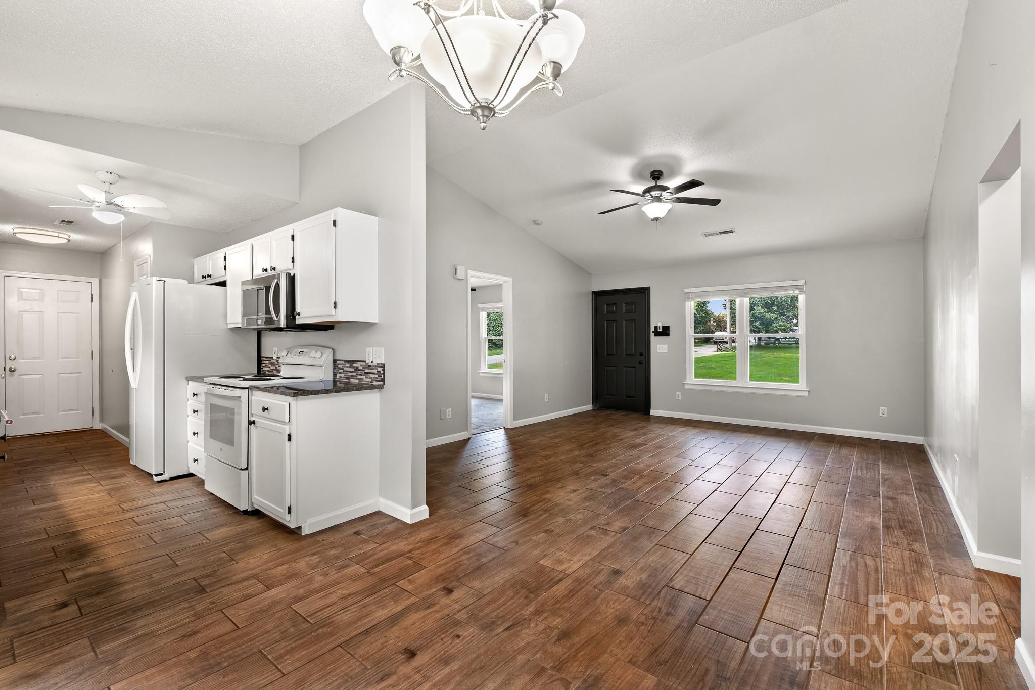 Creekside Village - Residential