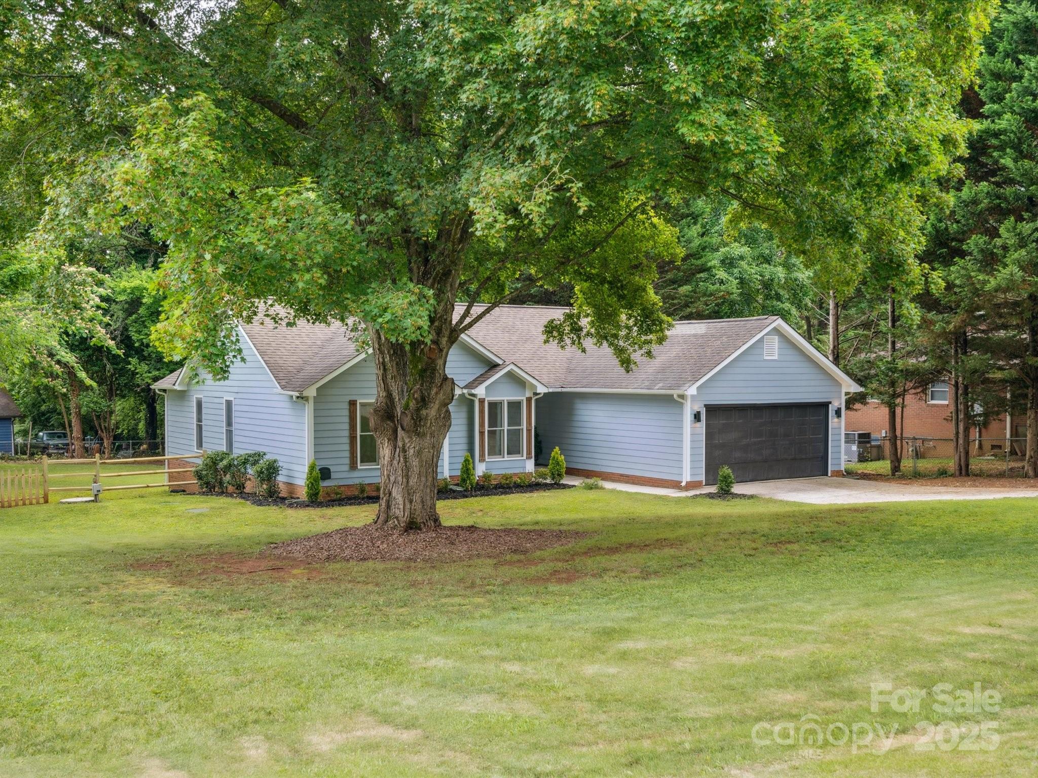 1109 Manchester Lane