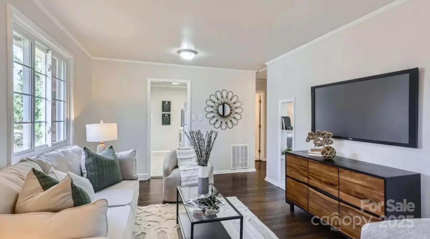 3210 Marlborough Road