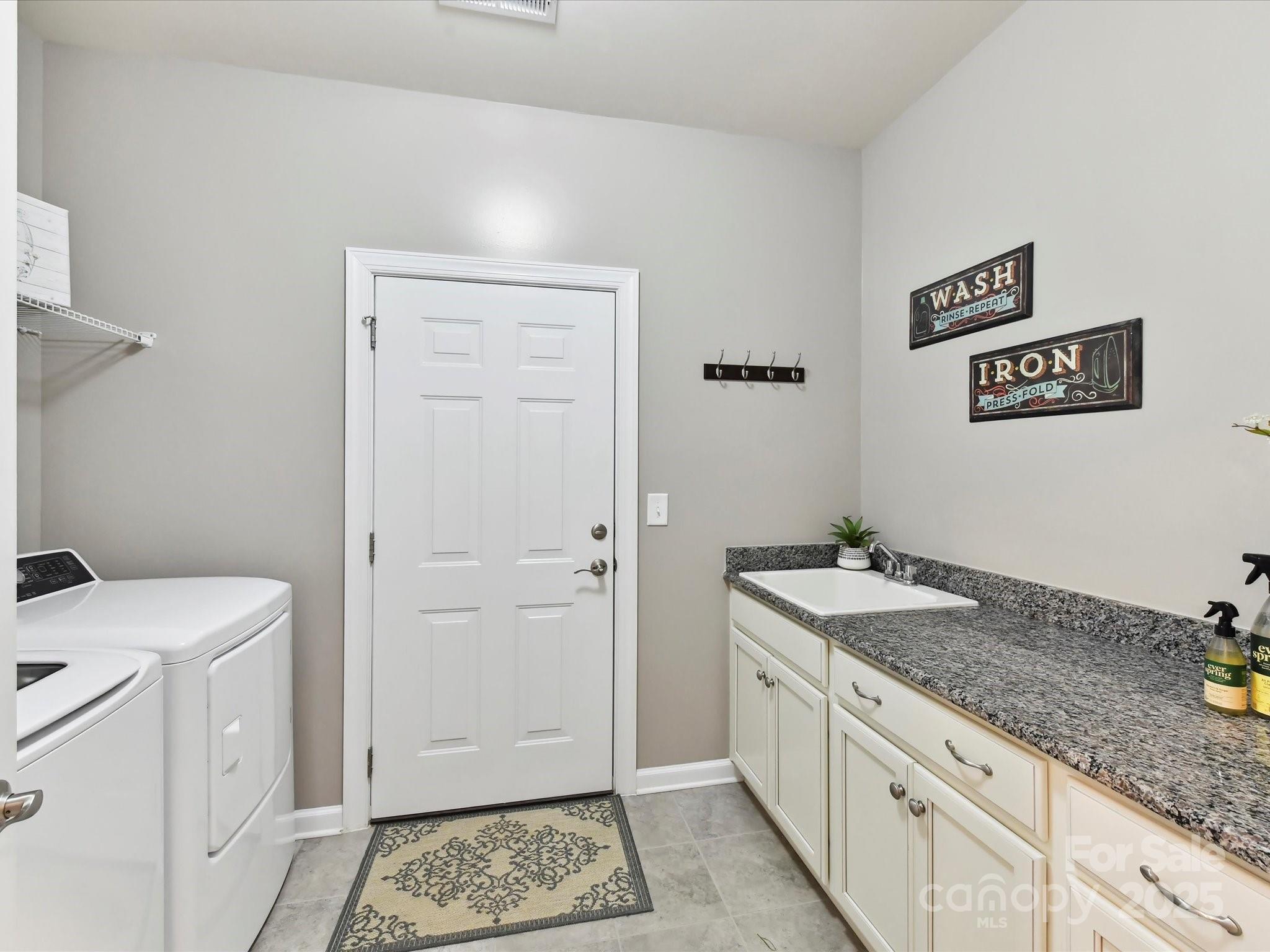 Tree Tops - Residential