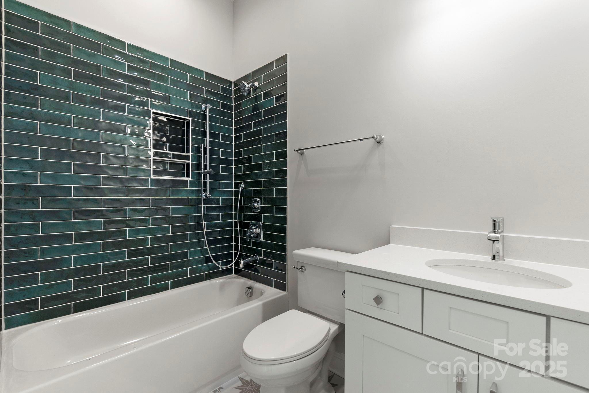 The Estates at Sugar Creek - Residential