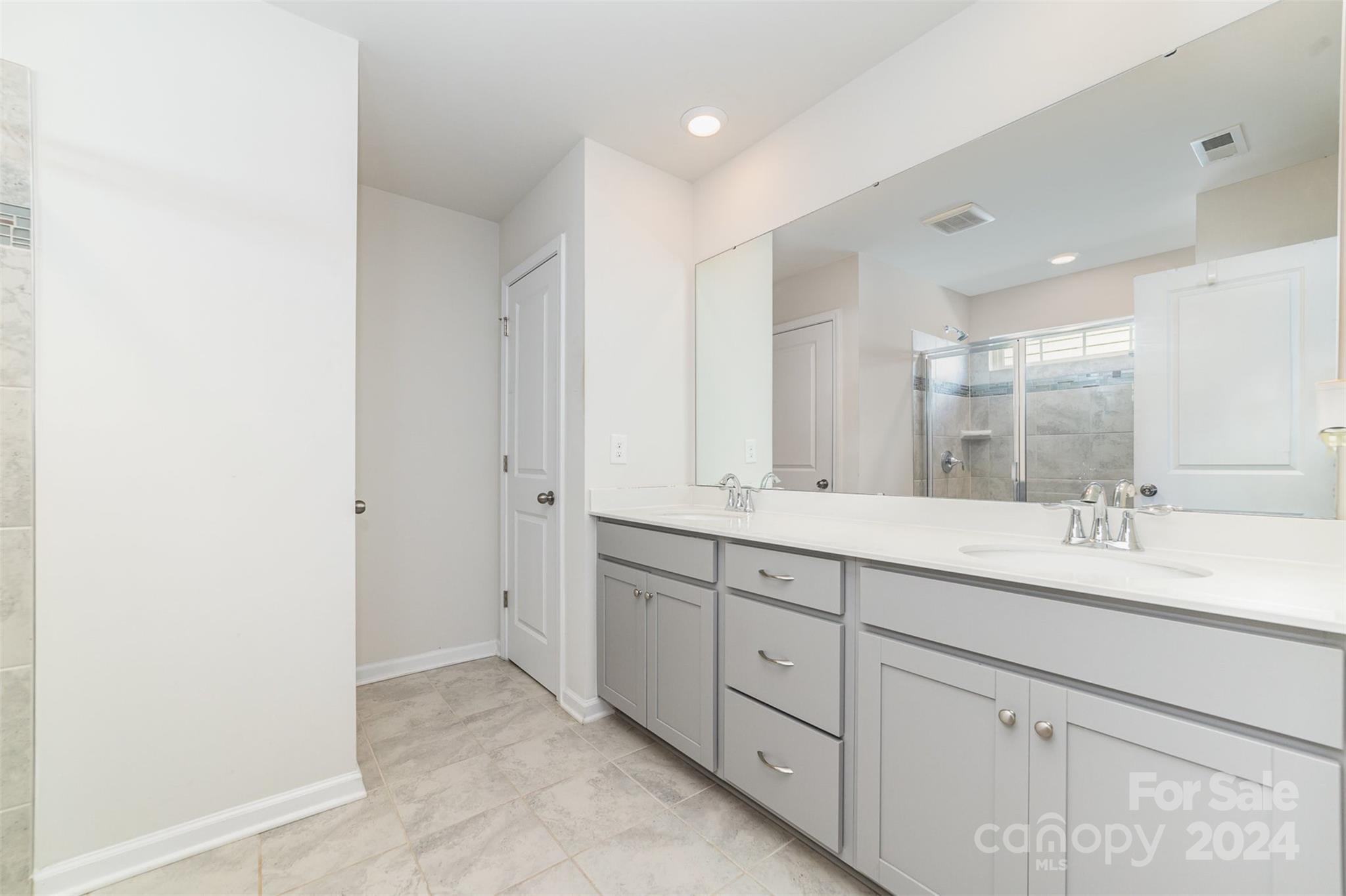 Bethesda Oaks - Residential