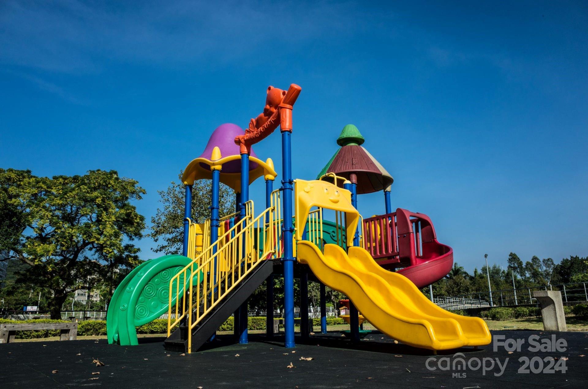 Bethesda Oaks - Residential