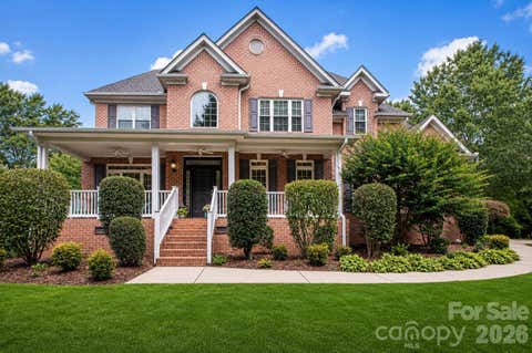 Photo of 1015 Estate Lane, Matthews, NC 28104 (MLS # 4388127)