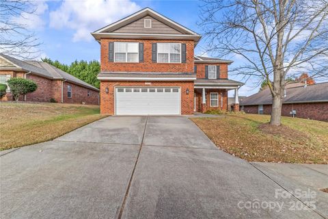 Photo of 2532 Glyncastle Way, Gastonia, NC 28056 (MLS # 4317159)