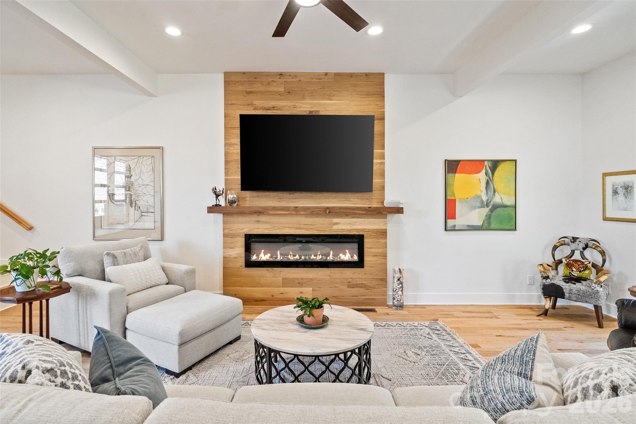 Tega Cay - Residential