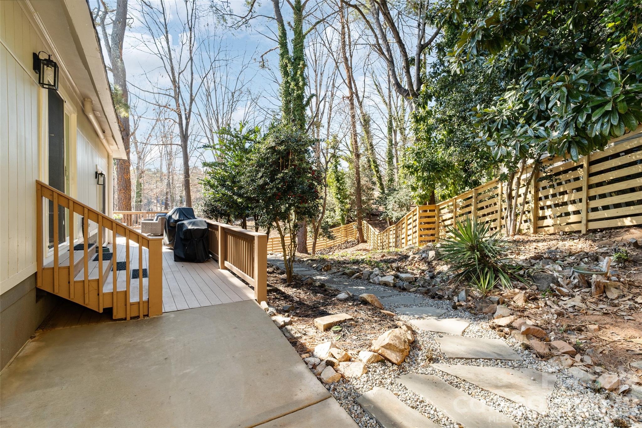 Tega Cay - Residential