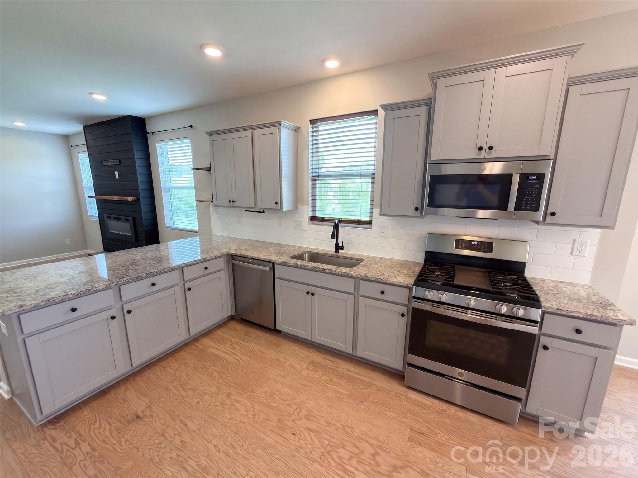 2818 Dominion Court