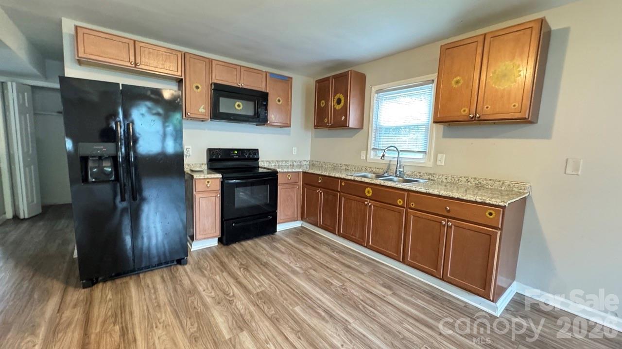 6304 Clearwater Drive