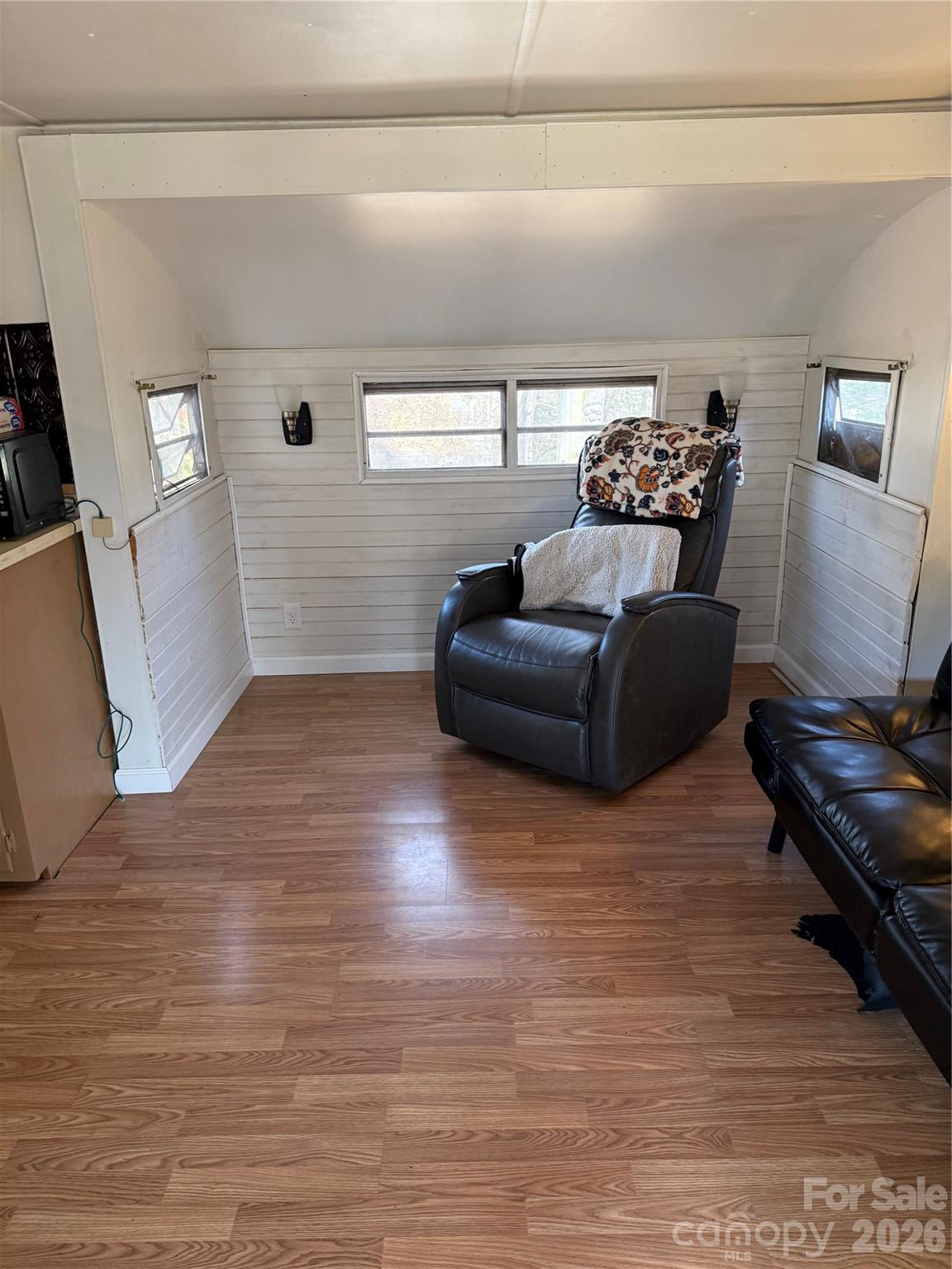 Twin Harbor - Residential