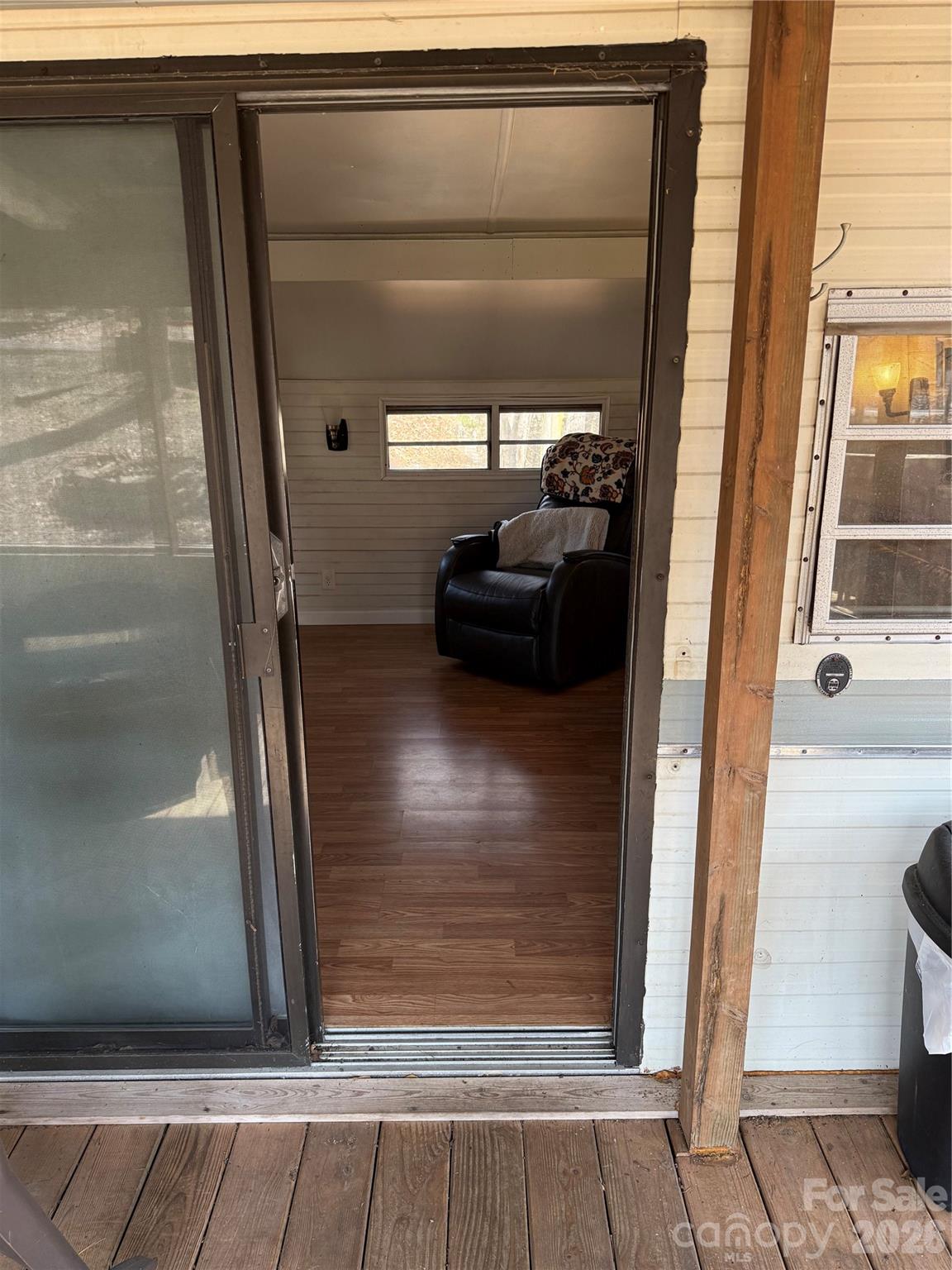 Twin Harbor - Residential