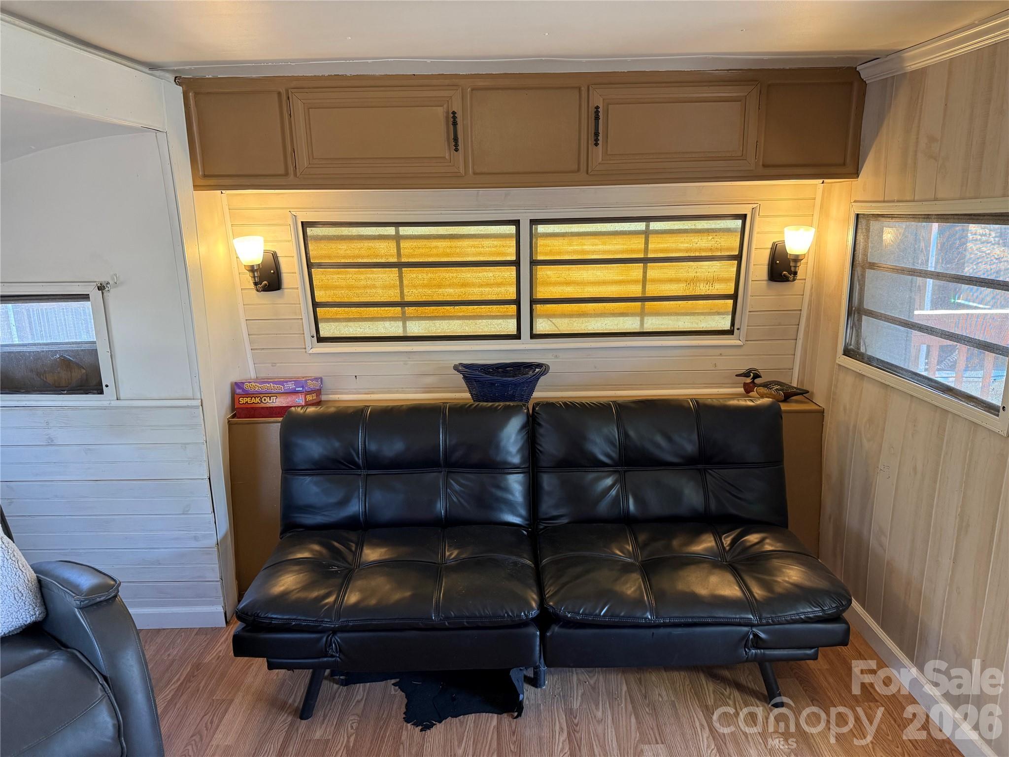 Twin Harbor - Residential