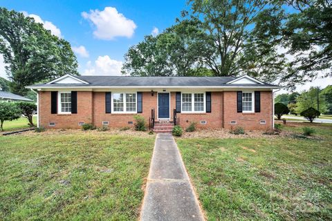 Photo of 2400 Fox Hollow Road, Mint Hill, NC 28227 (MLS # 4307680)