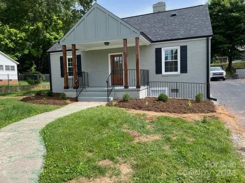 A home in Hickory