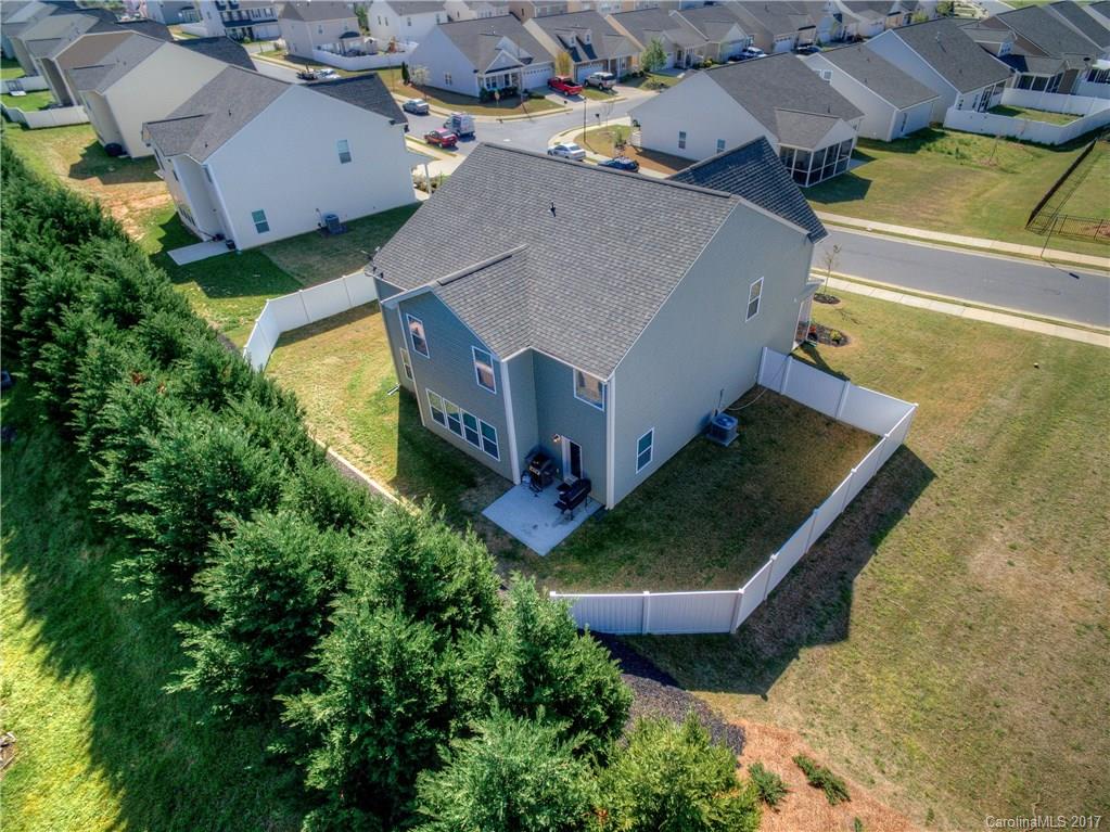 Newport Lakes - Residential