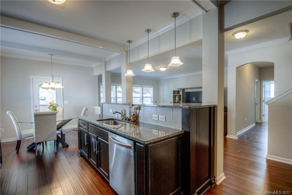 Newport Lakes - Residential