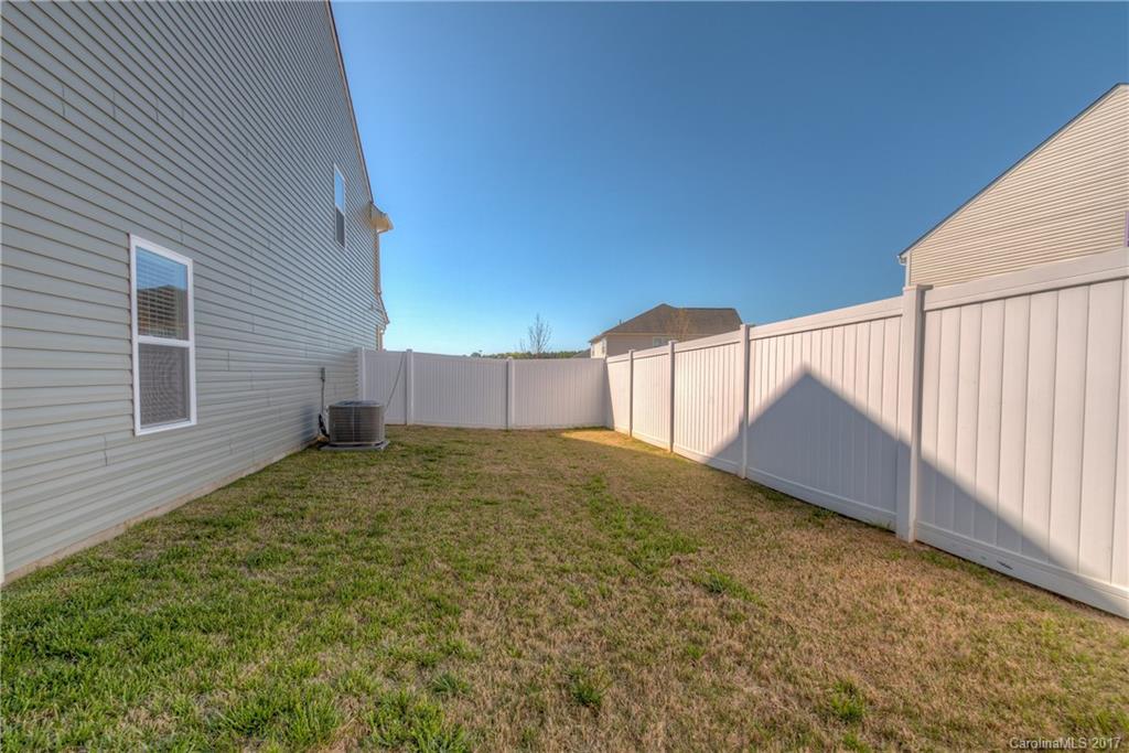 Newport Lakes - Residential