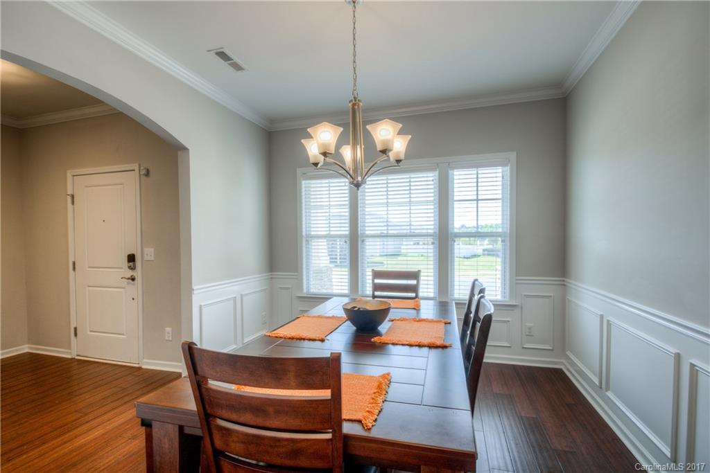 Newport Lakes - Residential