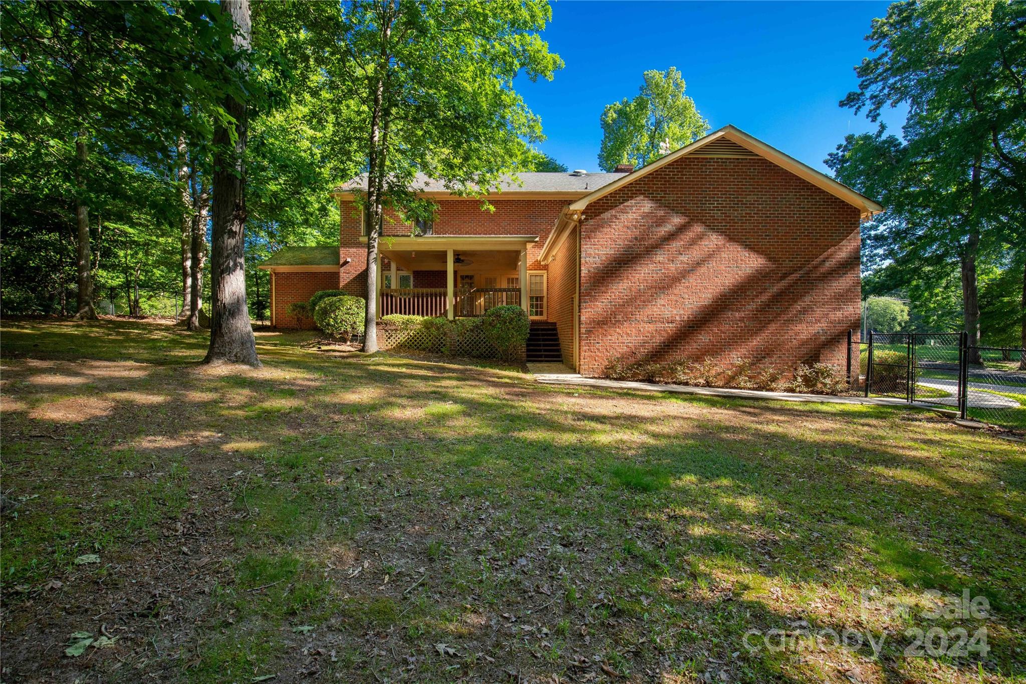 Forest Hills - Residential