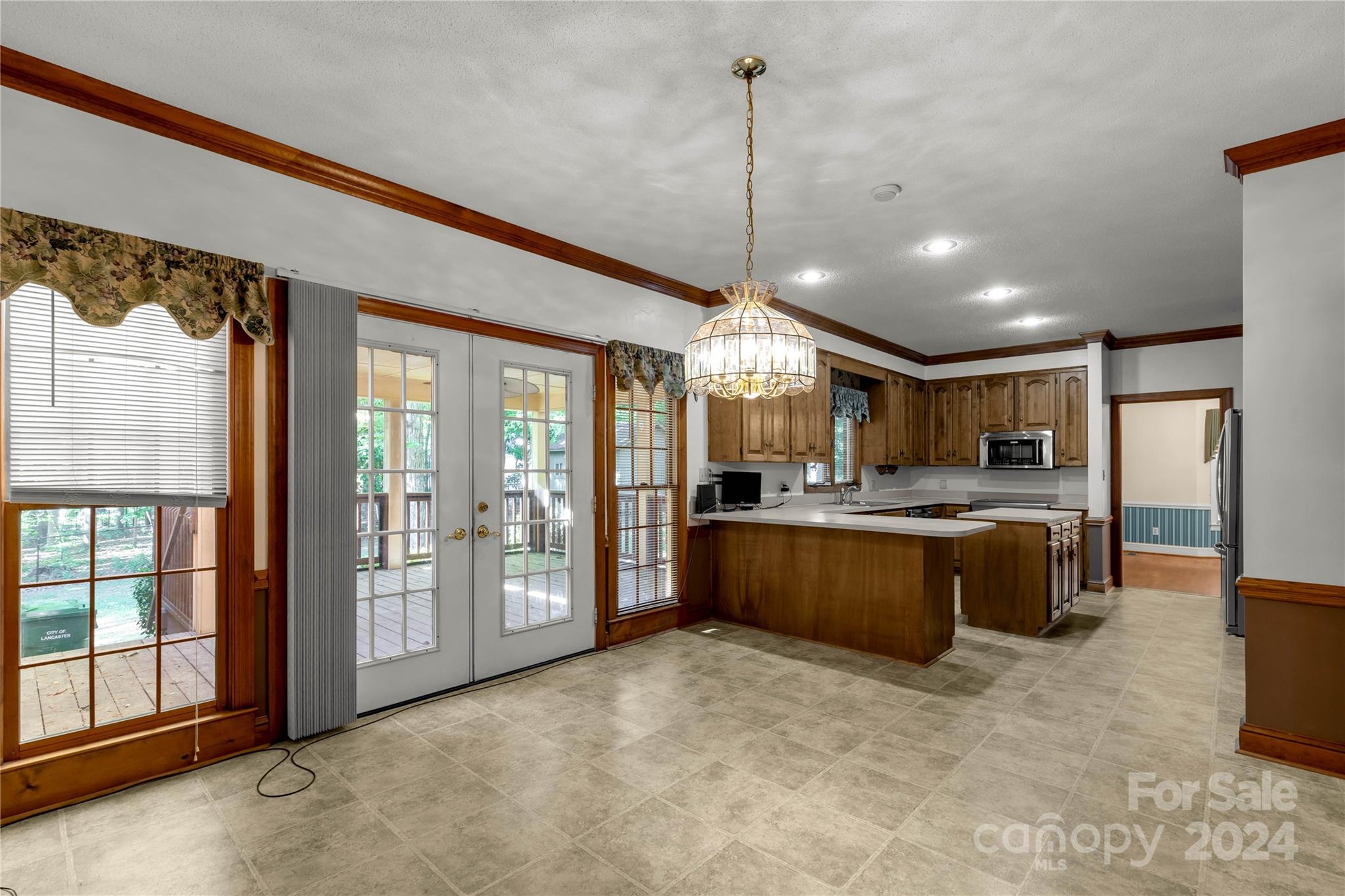 Forest Hills - Residential